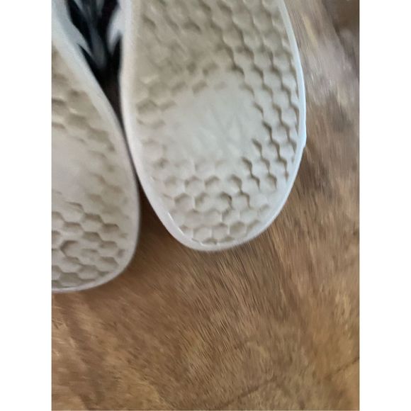 adidas Kids White and Black Sneakers - Picture 6 of 6